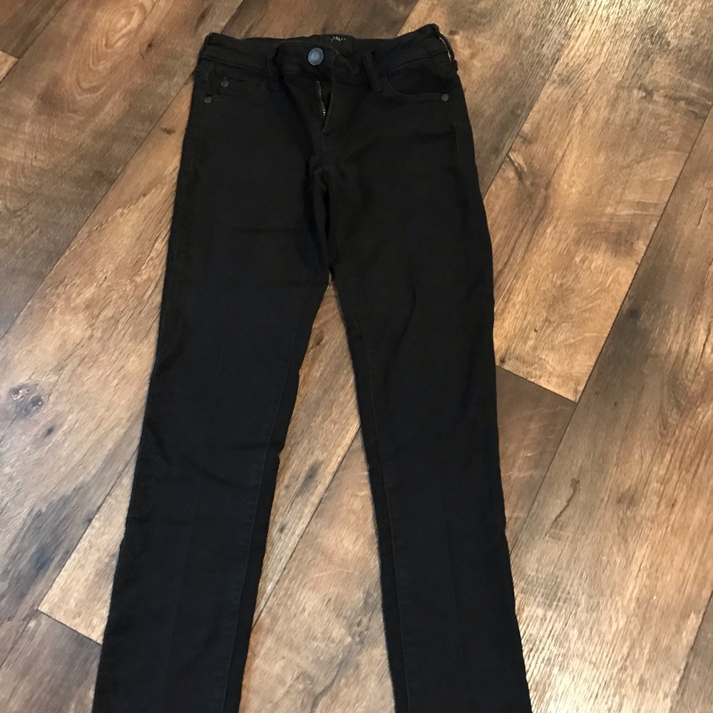 Celebrity pink skinny jeans